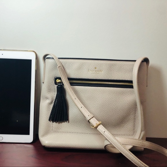 Kate spade grained leather cross body bag - Picture 3 of 8